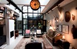Amsterdamski arhitekta smestio svoj eklektični dom unutar garaže iz 1950-ih