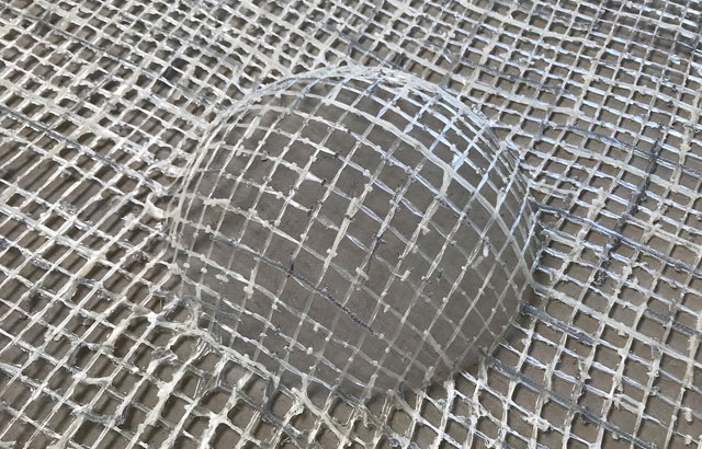 Trodimenzionalno oblikovanje tekstilno-betonske fasade