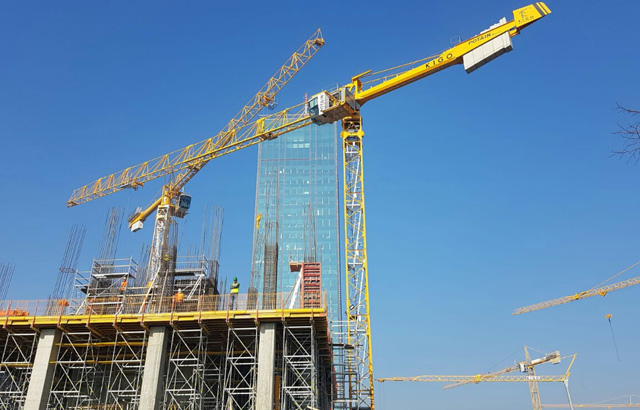 Kranovi firme K.I.G.O. na gradilištu - februar 2019.