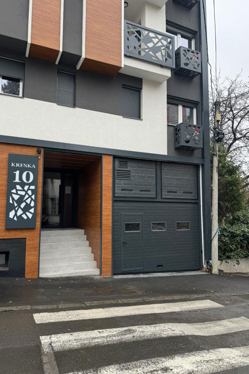 Gates - Automatska garažna vrata