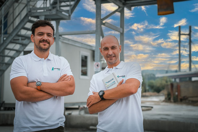 Luka Stanojević, rukovodilac laboratorije betona i Vitor Antić, menadžer za RMX segment poslovanja