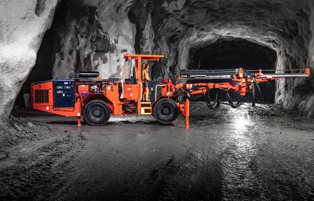 Sandvik - Oprema i alati, servisna i tehnička rešenja za rudarsku industriju