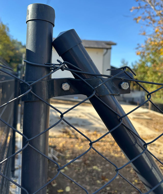 Sirma stubovi za ograde