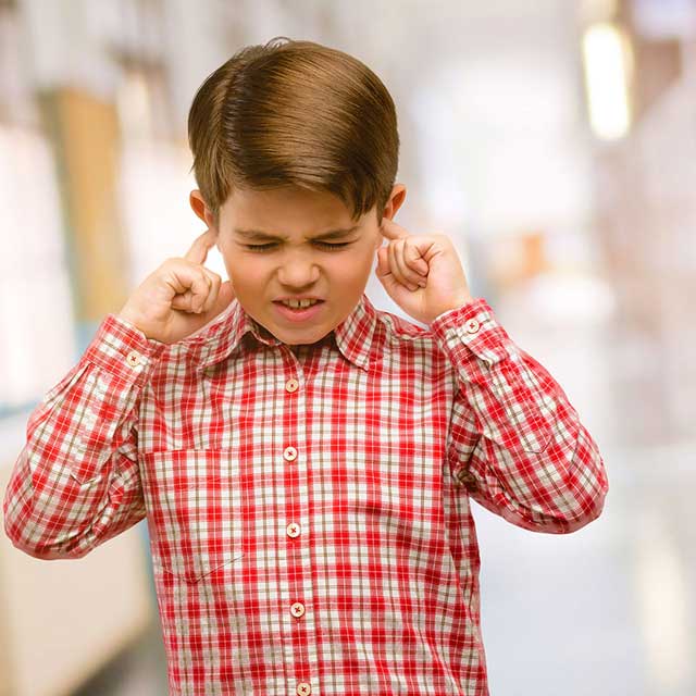 Deca izložena stalnoj buci mogu imati slabije sposobnosti čitanja i pamćenja