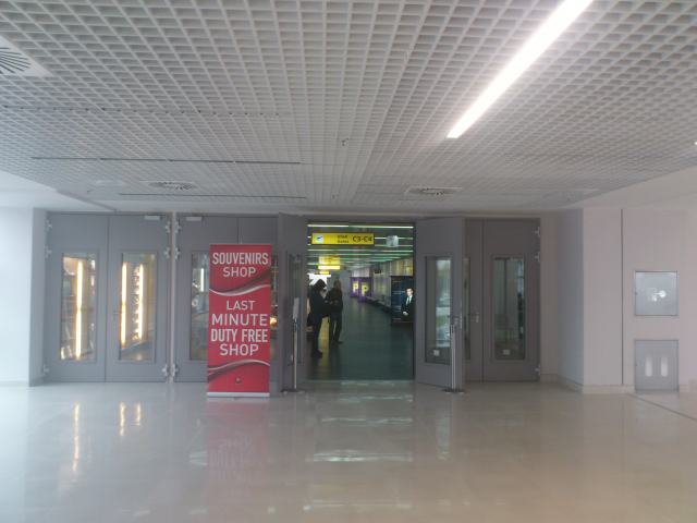 Referenca - Aerodrom „Nikola Tesla“, Beograd