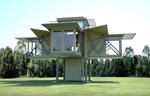 Izdignuta modularna kuća koja može da se rasklopi za samo 8 minuta