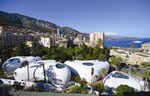 Pet paviljona nalik školjkama u Monte Karlu