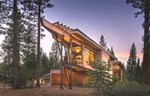 Drvena Kuća leta je planinski dom inspirisan mogućnosti bekstva