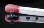 Mikrolaserska tehnologija sinterovanja štampa male 3D metalne delove