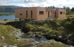 „Sealoch“ kuća je udoban prefabrikovani dom u škotskim brdima