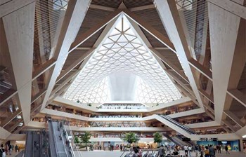 Zadivljujuća drvena konstrukcija novog terminala aerodroma u Cirihu