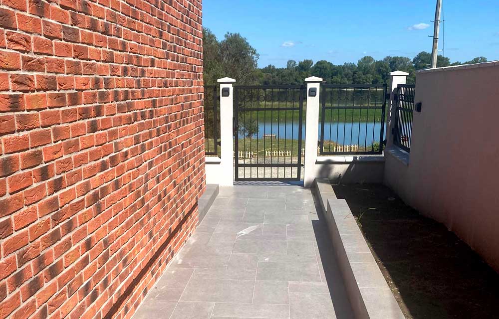 Idealno rešenje za eksterijer: Sinterovani kamen za kompletno spoljašnje uređenje