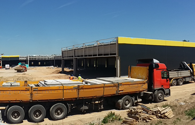 Izuzetna efikasnost u izvođenju radova kompanije Konstruktor na retail parku Stop.Shop. Lazarevac