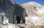Sklonište za alpiniste od Trimoterm panela na 2070m nadmorske visine