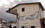 Ne ubijaju zemljotresi, nego korupcija u građevinarstvu