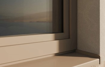 Ofanziva GEALAN-acrylcolor® se nastavlja: GEALAN-LINEAR® sada dostupan sa vrhunskom površinom