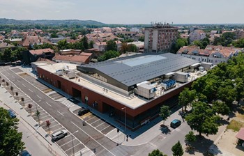 Više od pijace – savremeni gradski prostor za kupovinu domaćih proizvoda, susret, druženje i svakodnevni život Obrenovčana