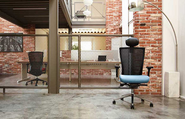 Expo Line predstavlja kolekciju ergonomskih stolica brenda "FURSYS"