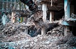 Rešenje za smrad – rušenje zgrada (video)