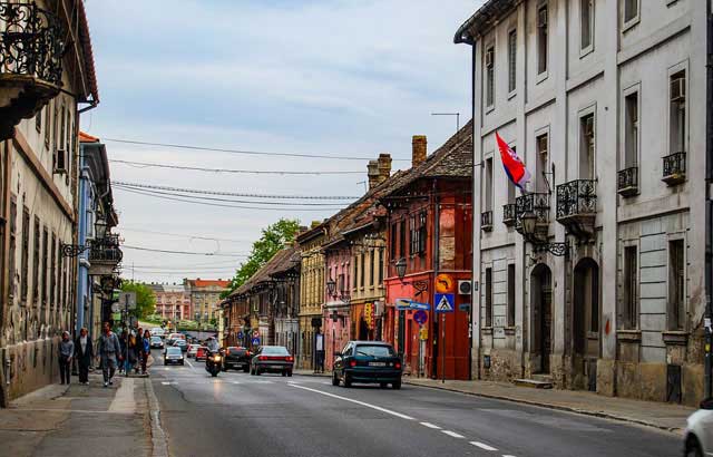 Novi Sad se guši u azbestu