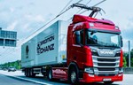 Na autoputu u Nemačkoj postavili kablove za punjenje hibridnih kamiona u toku vožnje