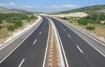 Auto-put do Albanije povezuje region